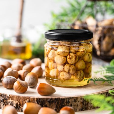 Krupiec orzechy laskowe w miodzie - Polska